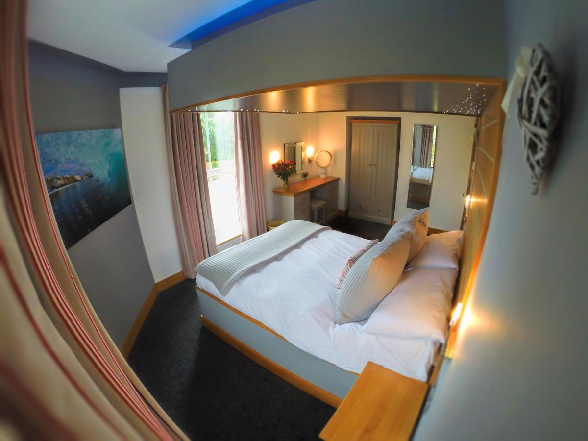 The Oceanic Luxury Aparthotel Falmouth Eksteriør billede