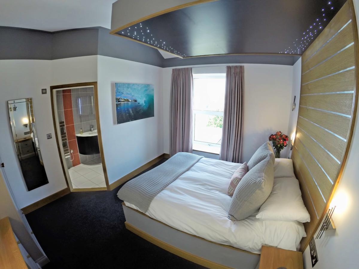 The Oceanic Luxury Aparthotel Falmouth Eksteriør billede