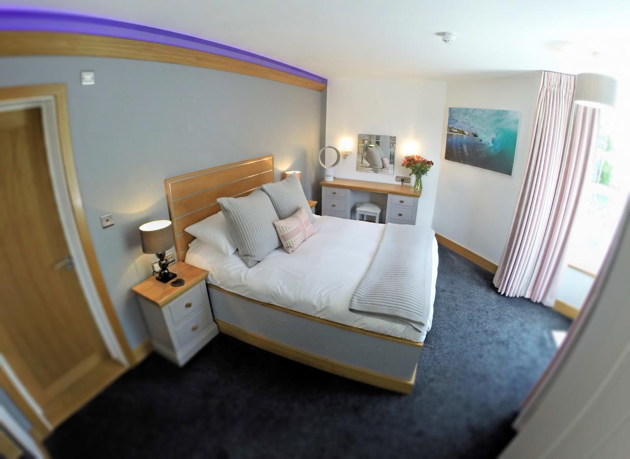 The Oceanic Luxury Aparthotel Falmouth Eksteriør billede