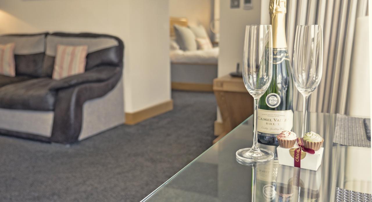 The Oceanic Luxury Aparthotel Falmouth Eksteriør billede